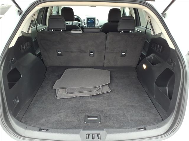 2022 Ford Edge SE:6389