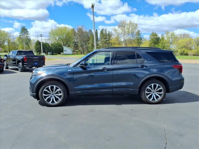 2023 Ford Explorer ST-Line:6463