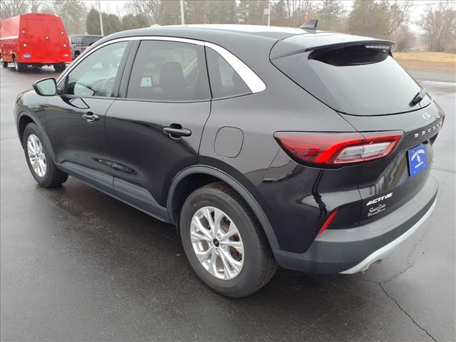 2023 Ford Escape Active:6437