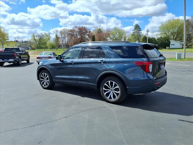 2023 Ford Explorer ST-Line:6463