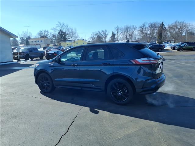 2023 Ford Edge ST-Line:6429