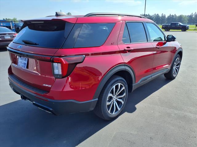 2025 Ford Explorer ST-Line