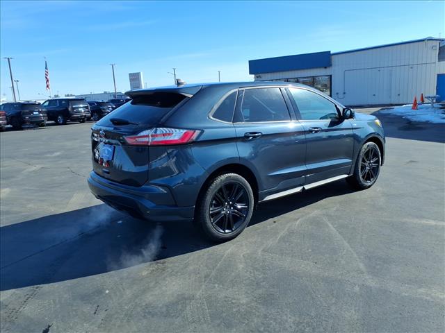 2023 Ford Edge ST-Line:6429