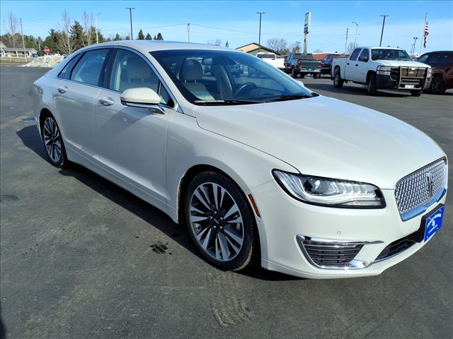 2019 LINCOLN MKZ Hybrid Reserve II:6404A