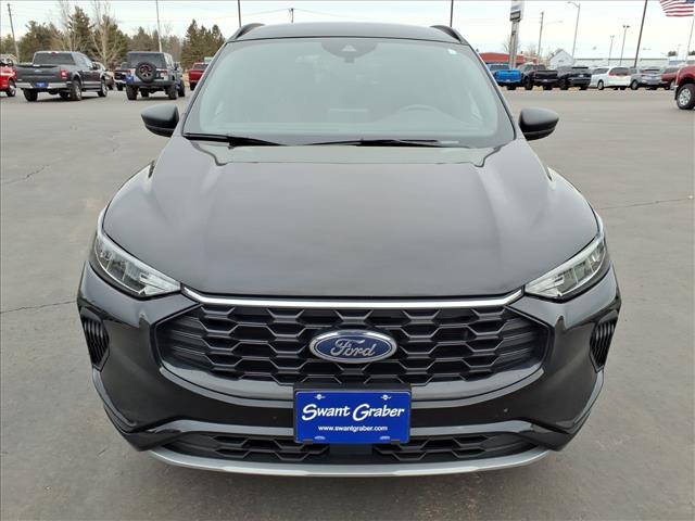 2024 Ford Escape ST-Line:6439