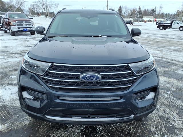 2023 Ford Explorer XLT:6398