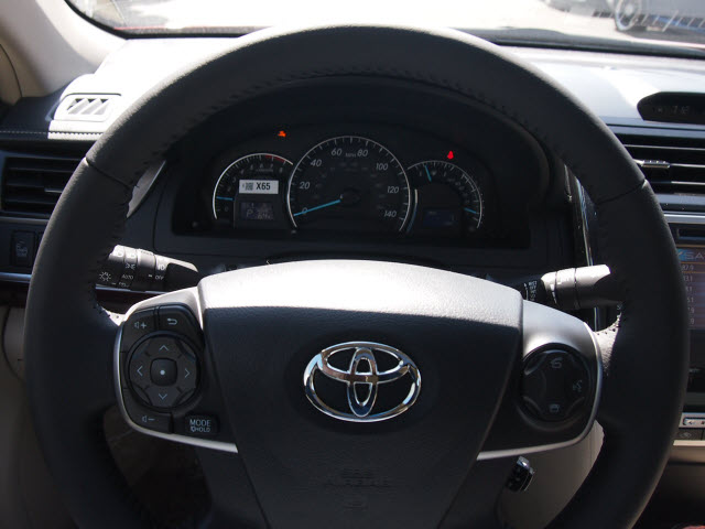 2013 Toyota Camry XLE V6