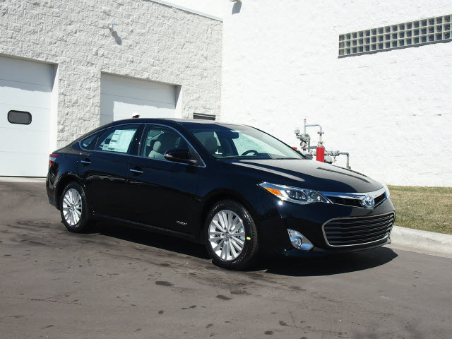 2013 Toyota Avalon Hybrid XLE Touring