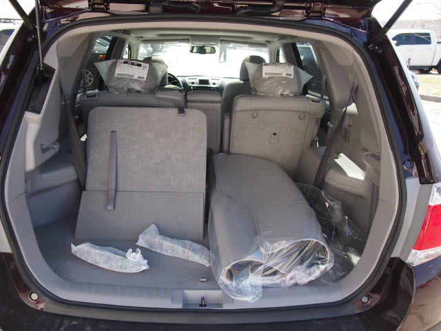 2013 Toyota Highlander SE