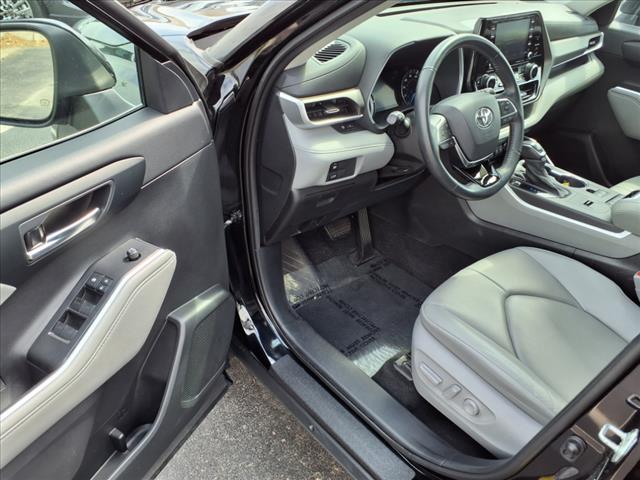 2020 Toyota Highlander Hybrid HYBRID XLE