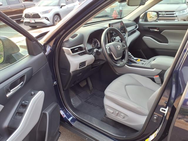 2022 Toyota Highlander XLE