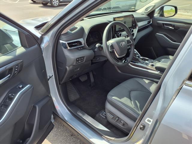 2024 Toyota Highlander PLATINUM