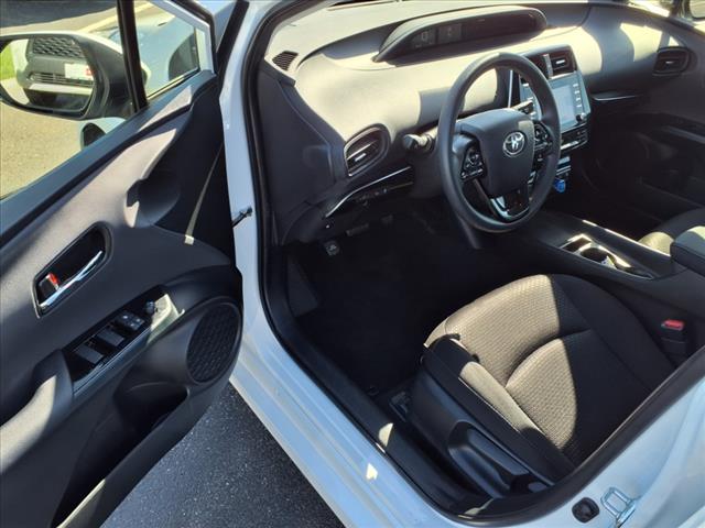 2022 Toyota Prius LE