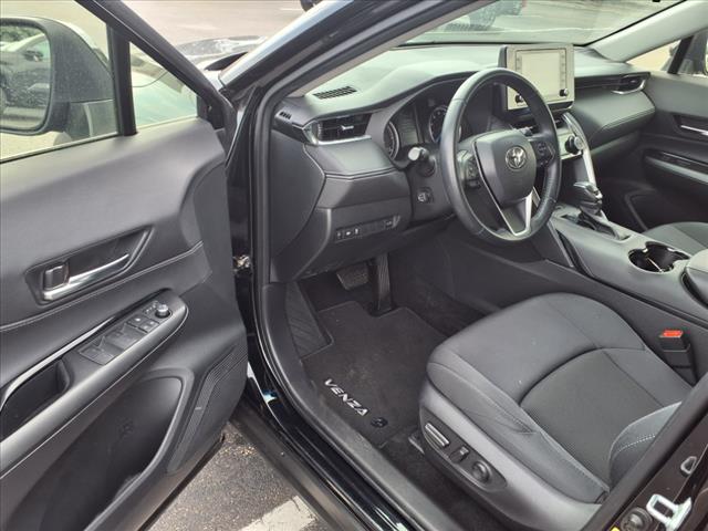 2021 Toyota Venza LE