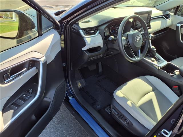 2022 Toyota RAV4 Hybrid HYBRID XLE PREMIU