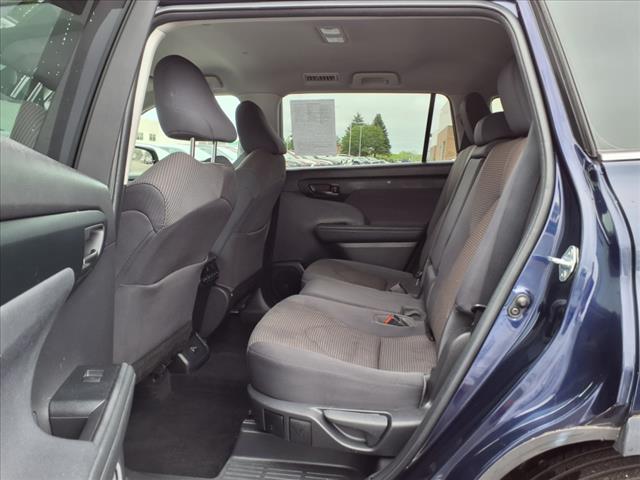 2022 Toyota Highlander LE