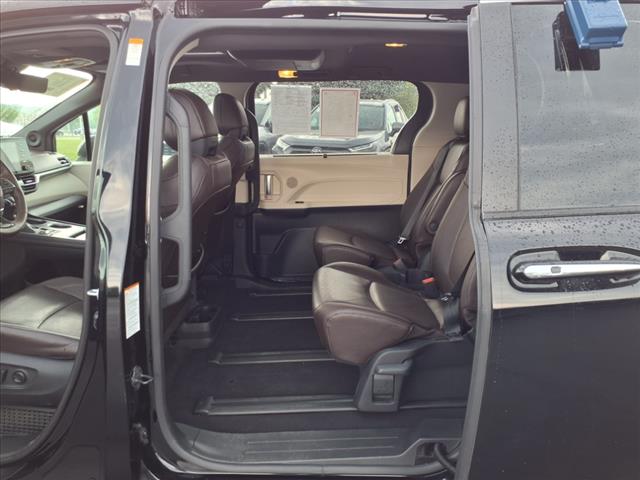 2021 Toyota Sienna PLATINUM
