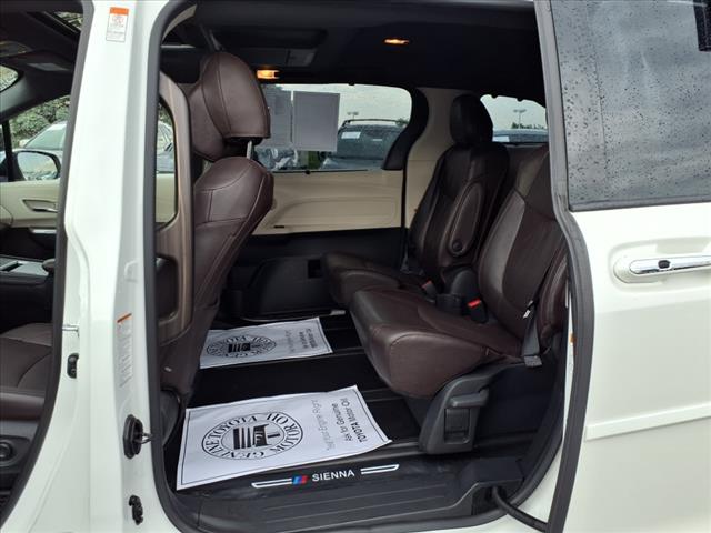 2021 Toyota Sienna PLATINUM