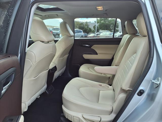 2021 Toyota Highlander Hybrid HYBRID XLE