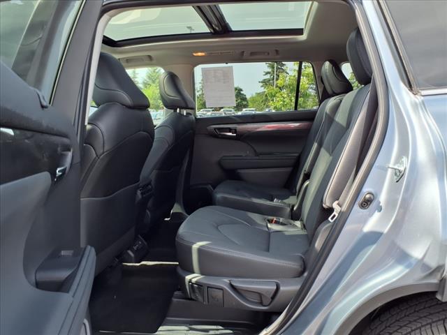 2024 Toyota Highlander PLATINUM