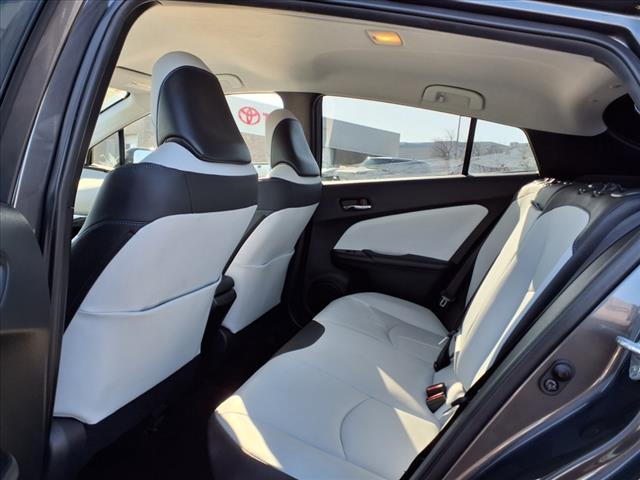 2018 Toyota Prius FOUR TOURING