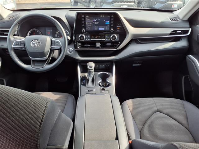 2022 Toyota Highlander LE