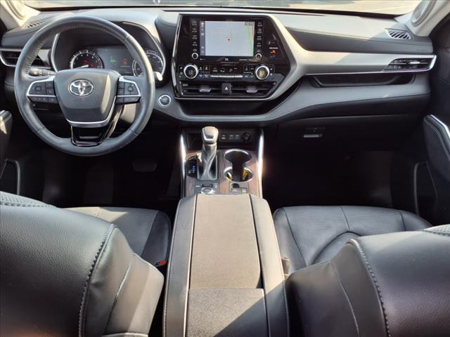 2022 Toyota Highlander LIMITED