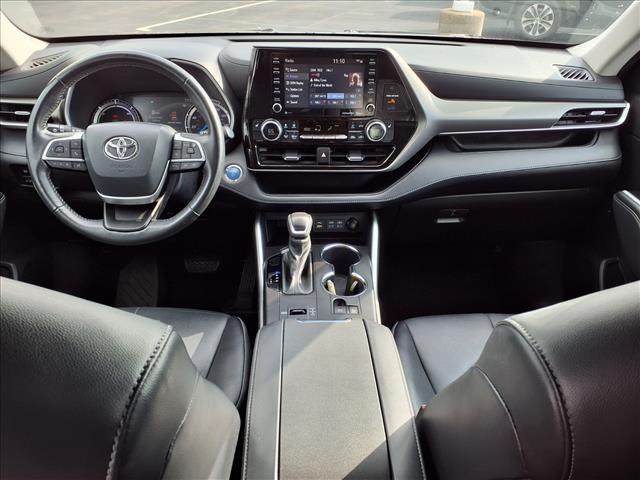 2022 Toyota Highlander Hybrid HYBRID XLE