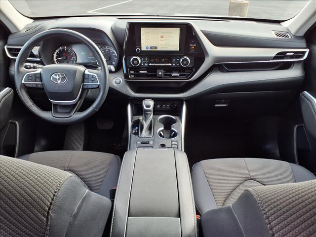 2023 Toyota Highlander 