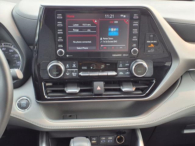 2022 Toyota Highlander LE