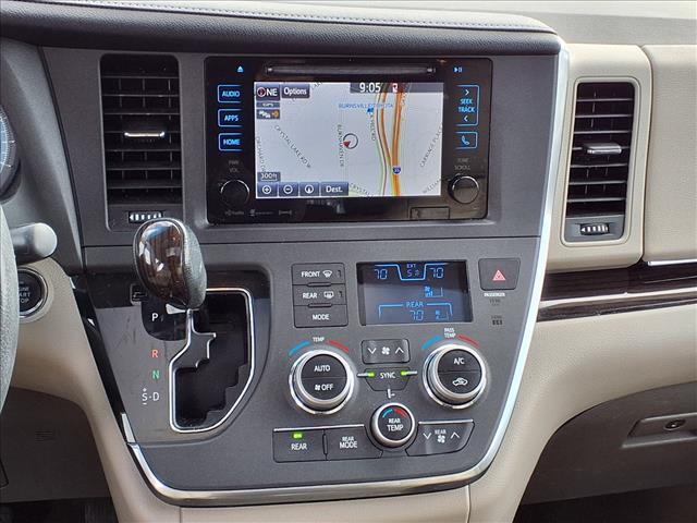 2016 Toyota Sienna XLE