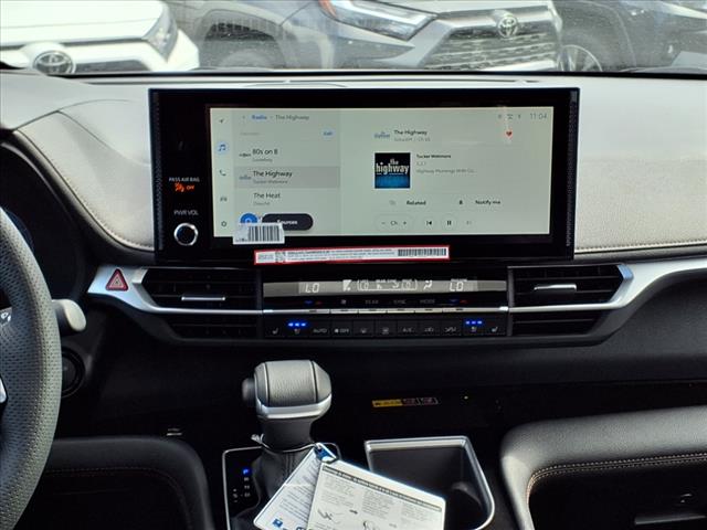 2025 Toyota Sienna PLATINUM