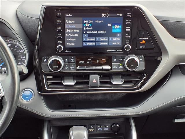 2022 Toyota Highlander Hybrid HYBRID XLE