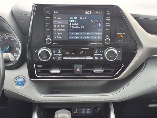 2022 Toyota Highlander Hybrid HYBRID XLE
