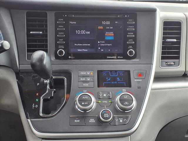 2020 Toyota Sienna LE