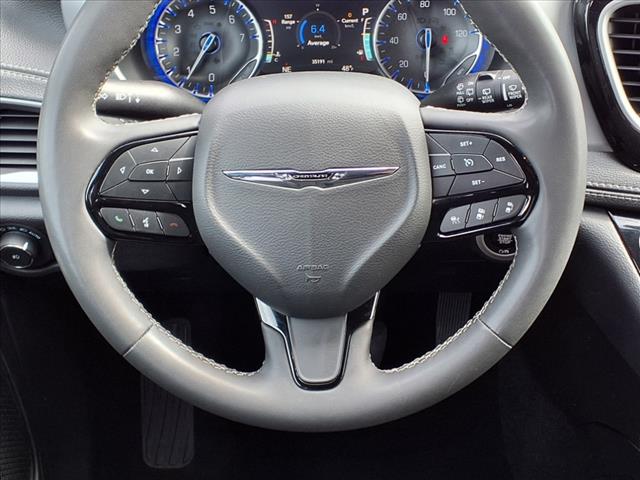 2023 Chrysler Pacifica TOURING