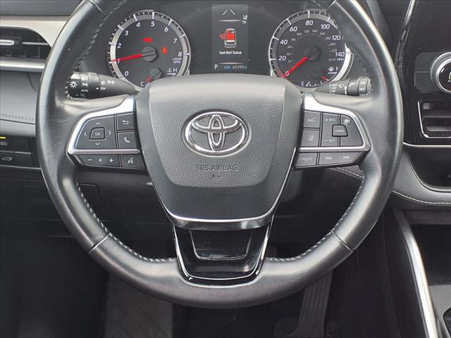 2021 Toyota Highlander LE