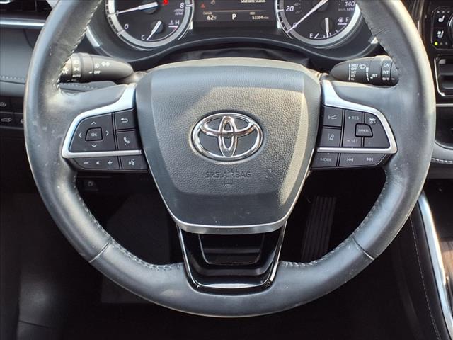 2022 Toyota Highlander LIMITED