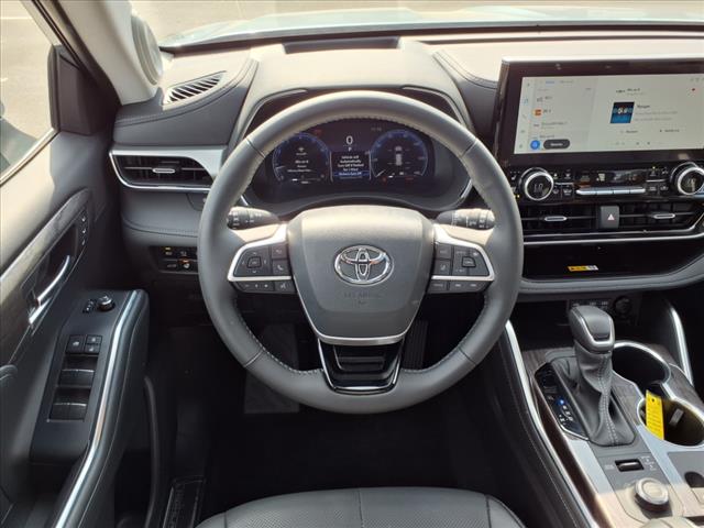 2024 Toyota Highlander PLATINUM