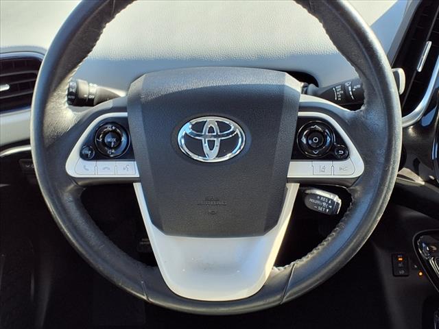 2018 Toyota Prius FOUR TOURING