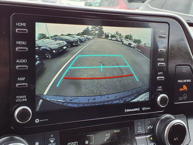 2022 Toyota Highlander LE