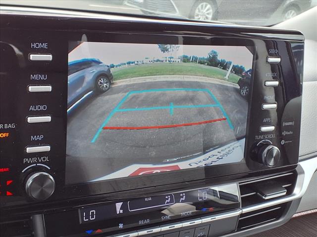 2022 Toyota Sienna LE
