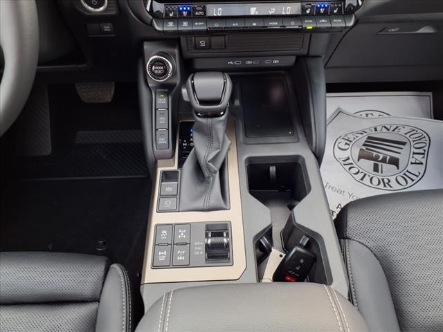 2025 Toyota Land Cruiser 4DR 4WD