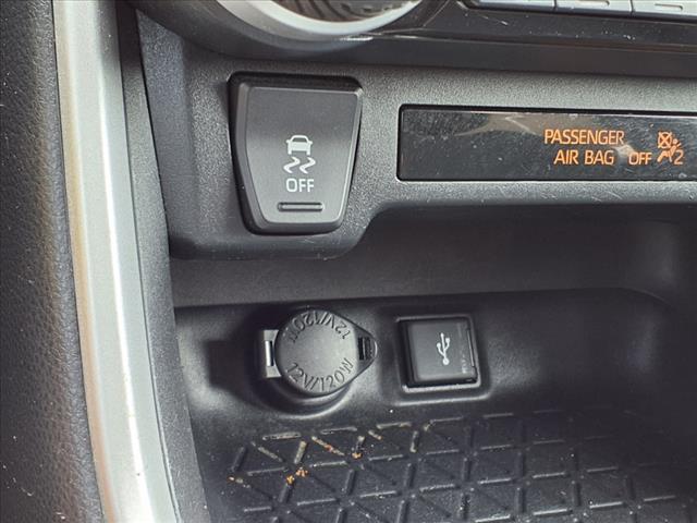 2021 Toyota RAV4 Hybrid HYBRID LE