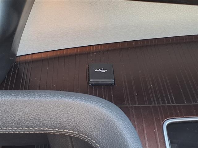 2023 Toyota Sienna LE
