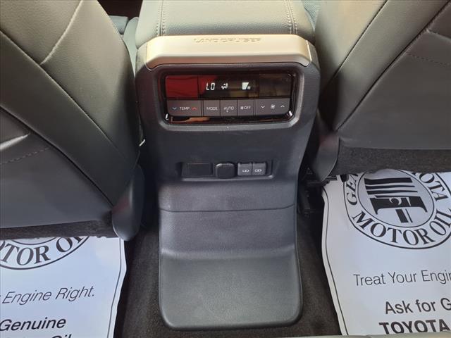 2025 Toyota Land Cruiser 4DR 4WD
