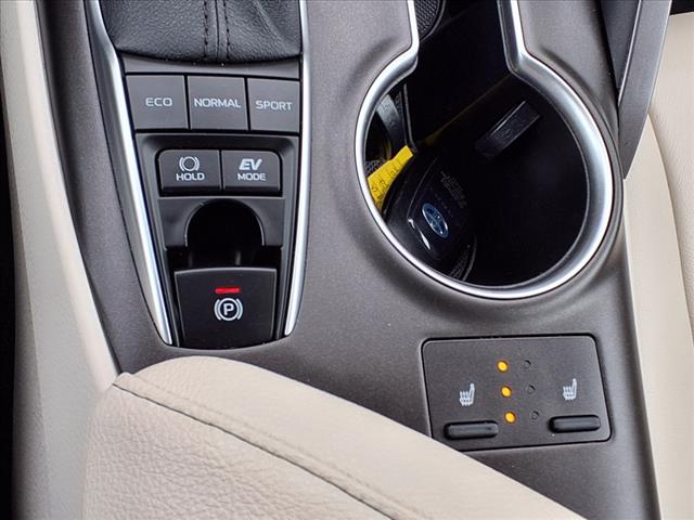 2023 Toyota Camry Hybrid HYBRID XLE