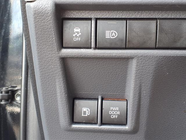 2022 Toyota Sienna LE