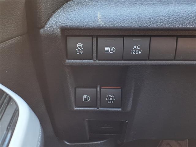 2025 Toyota Sienna XSE
