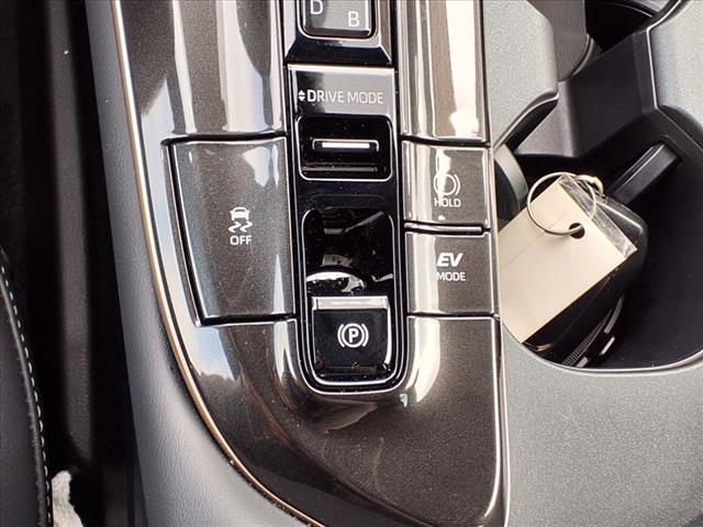 2025 Toyota Crown XLE